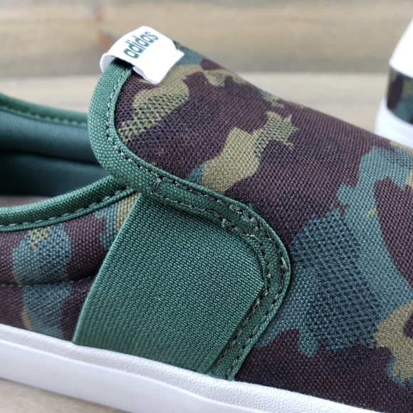 adidas Vulcraider3R Men's Slip On Street Stye Skate Camo shoe - Picture 9 of 10